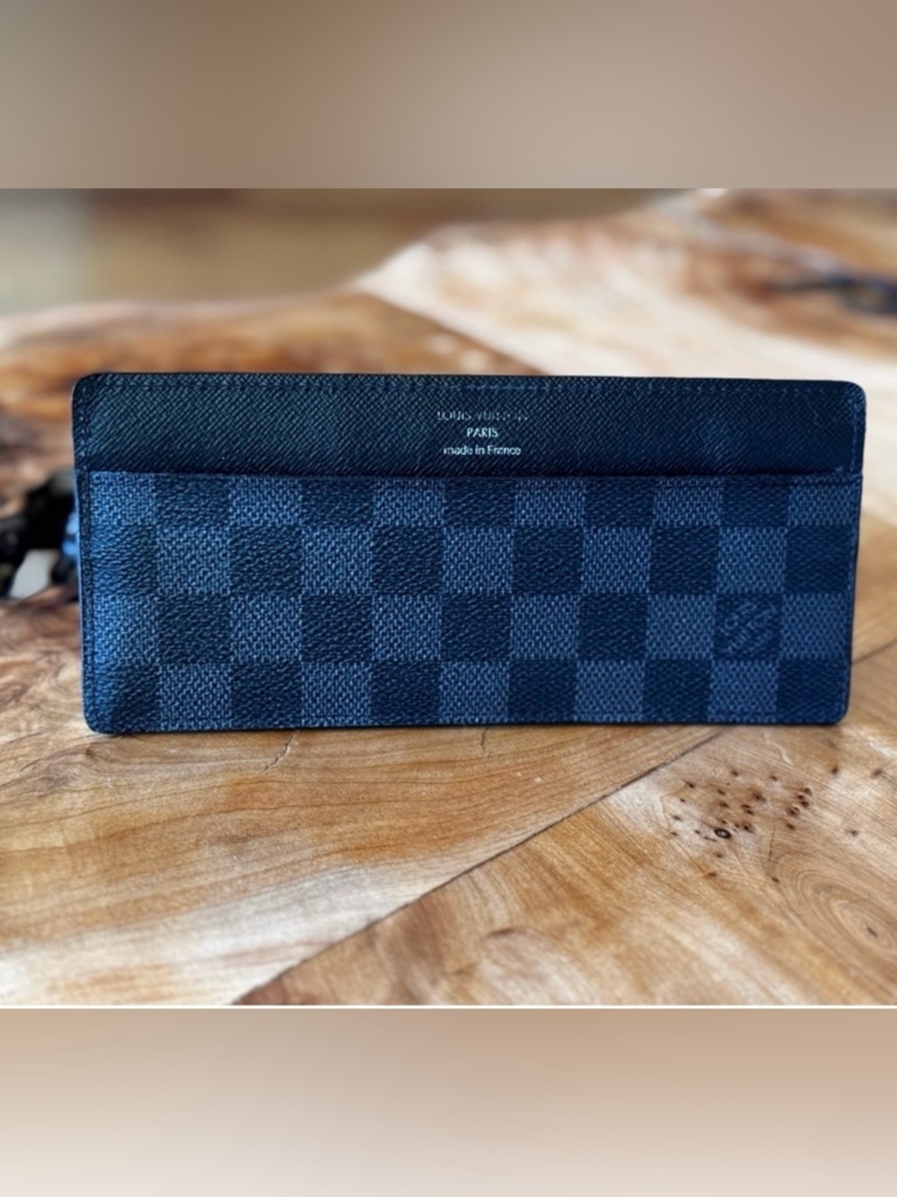 Louis Vuitton insert Card
Holder Damier
Graphite wallet